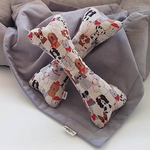 Plüschknochen Catwalk Dogs