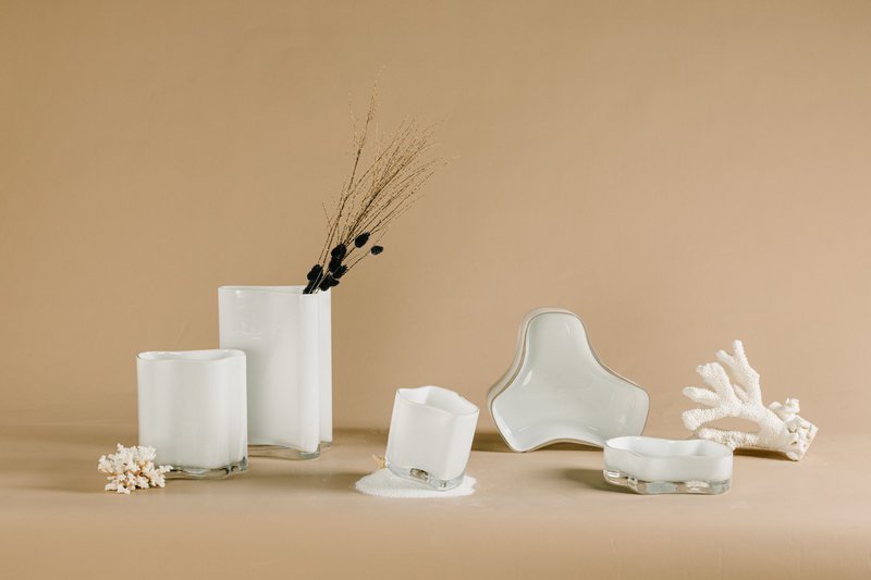 New modern design tall vase inspired by CORAL and Aalto, COR30WH