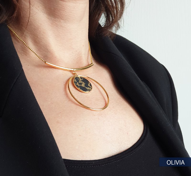 Collana AYAKO