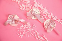 Lovely Lashes Deluxe Kit mit schwarzem Eyeliner