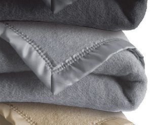 DEKEN 240X220CM 100% POLYESTER VISCOSE 320GSM PAPI 2 PERSONEN