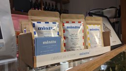  "Minttu assorted flavor toffee candy box set, multiple flavors, packaged variety pack"