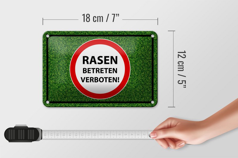 Tin Sign Notice 18x12cm Lawn No Trespassing Decoration
