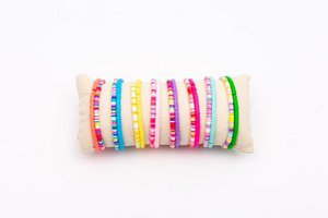 16 pieces of bracelets on a roll - B50386200R1490