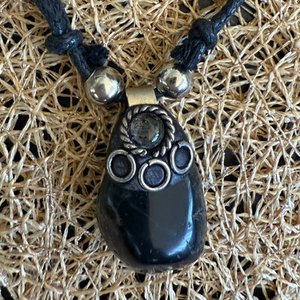 Obsidiaan ketting voor bescherming - handgemaakt in Peru | Edelsteen ketting Duidelijkheid
