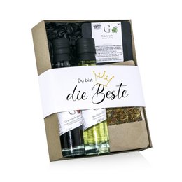 This gift set includes a variety of oil and vinegar products in a wooden box. The set contains bottles of olive oil, balsamic vinegar, and other seasonings or condiments.