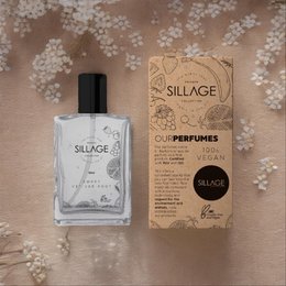 Vegan Eau de Parfum - Sweet Vetiver Root, a perfume with a sweet, earthy scent featuring notes of vetiver root.