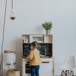 Folia do tablicy i tylny panel do kuchni dziecięcej IKEA