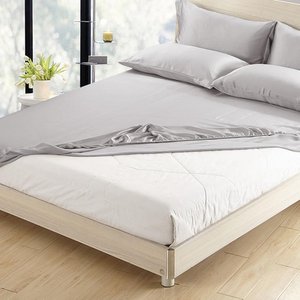 Seiden-Spannbettlaken 19 MOMME