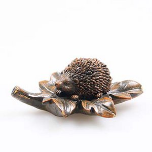 HEDGEHOG O/LEAF BRONZE-ANTIQUE L10 CM