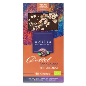 Bio-Dattelschokolade mit Haselnuss