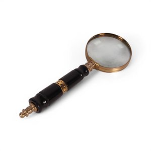 Magnifying Black Center