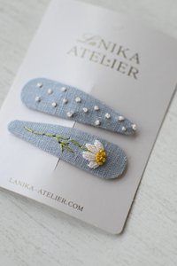 Hair clips blue daffodil + dots