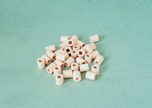 EM® Lose rosa Keramikperlen