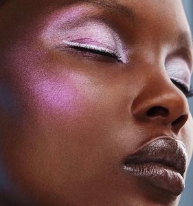 Pink leuchtender Textmarker