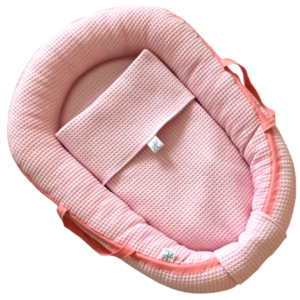 Poppennest zusammenstellen | Waffel -Stoffspielzeug