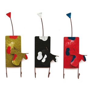 Haakhaken gemaakt van metalen verschillende kleuren