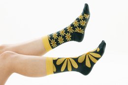 Nicht übereinstimmende französische Socken Les Pâquerettes