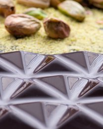 ChocDelight 72% with pistachios | 60g