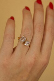 Helena - Pæreformet forlovelsesring vintage