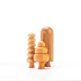 Set di alberi in legno