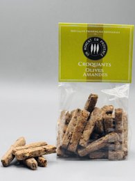 Crunchy olives and almonds snack, 100g. Savory and nutty flavors, perfect for a healthy snack or appetizer.