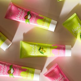 Regenererende creme til hænder og negle Vollaré Cosmetics - 100 ml