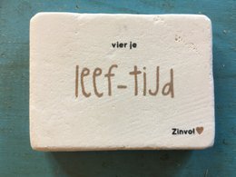 Aimants en pierre