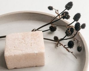 Amber Blok - White Musk