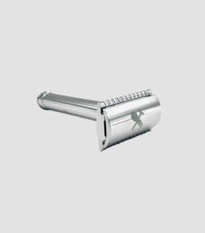 A classic chrome safety razor with a sturdy metal construction for a close, comfortable shave. Ideal for beard care.