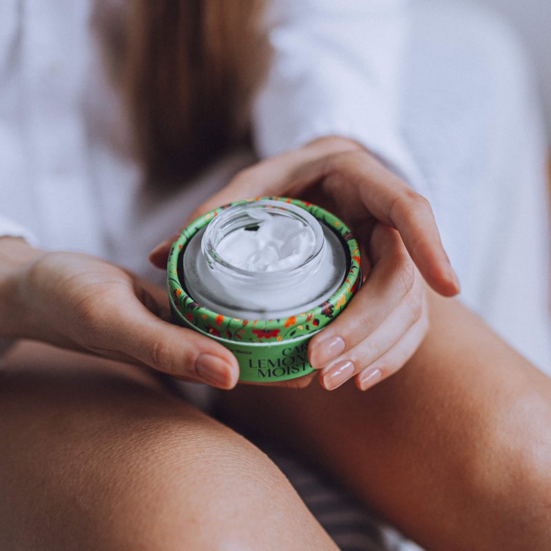 CARMEN Crema idratante viso grassa con Vitamina E