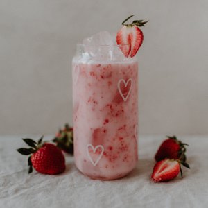 Hohes Trinkglas Herzen (VE = 6 Stk)