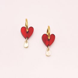  Red heart-shaped hoop earrings with gold accents and pearl drops, romantic jewelry design.