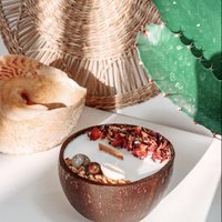 Surf Coconut coconut shell candle