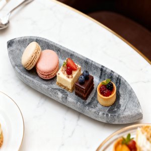 Cat Sidhe Elegante serveerschaal – Mystieke folklore Decoratief aperitief- en dessertdienblad | Duurzame serviesschotel