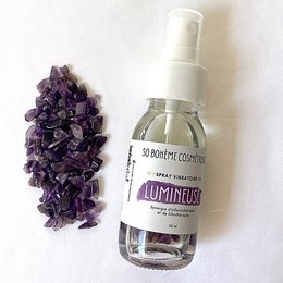 Luminous and amethyst-infused room spray with a vibrant, earthy scent. Contains natural essential oils and amethyst crystals for a calming, uplifting experience.