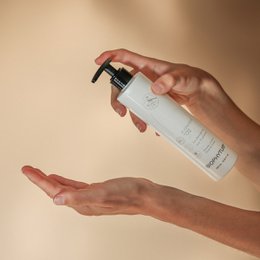 ICONIQUE 02 shampoo with 12 plants 250 ml