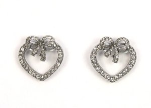 Earrings stud Bow/heart open antique silver colored