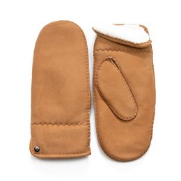 Warm, cozy sheepskin gloves in a variety of natural colors and sizes.