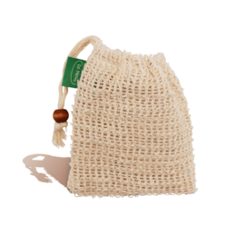 Sisal soap sachets, set of 4, for body scrubbing. Made of natural, textured sisal material.