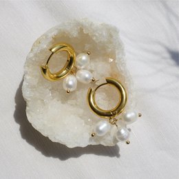 Blinn - Gouden Hoop Triple Cluster Pareloorbellen