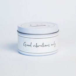 Bougie de citation dans une boîte en métal - Bonnes vibrations uniquement