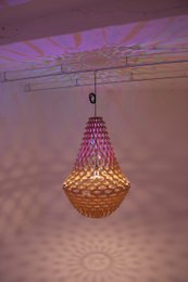 Lampadina CMYK 1: elimina le ombre colorate