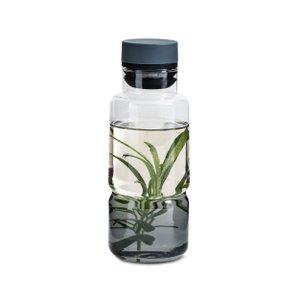 Billund / Azijn- en oliedispenser / Bosbes