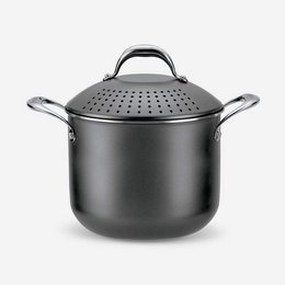 A large, 5-liter capacity pot with a 20 cm diameter and two stainless steel handles. The pot has a black, non-stick coating and a perforated lid for draining pasta or vegetables.