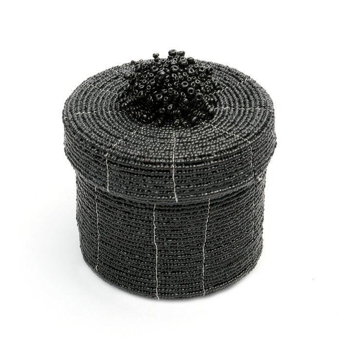 The Beaded Gift Box - Zwart