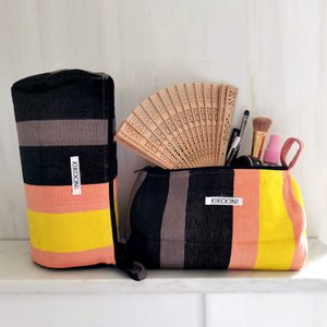 "Fuerza" toiletry bag