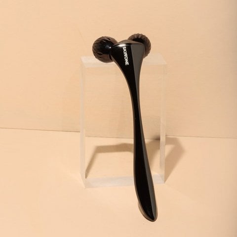 FACIAL ROLLER