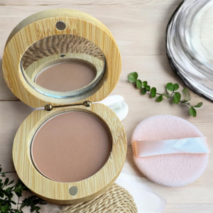 EQUINOXE Mineral Compact Powder – Mattierter, natürlicher Teint und Hautpflege