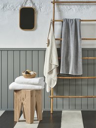 Portuguese classic towels in various colors and sizes, including white, pearl, light gray, dark gray, mint, and pale blush, available in 30x30, 50x76, 76x142, and 101x177 cm dimensions.